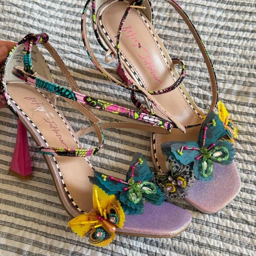 Besty Johnson betsey johnson